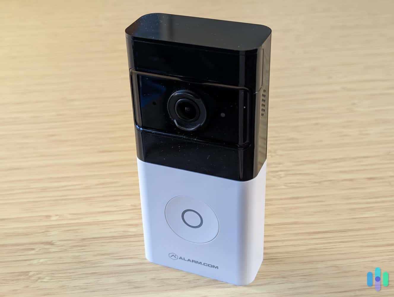 Frontpoint-wireless-doorbell-camera-on-desk Frontpoint wireless doorbell camera