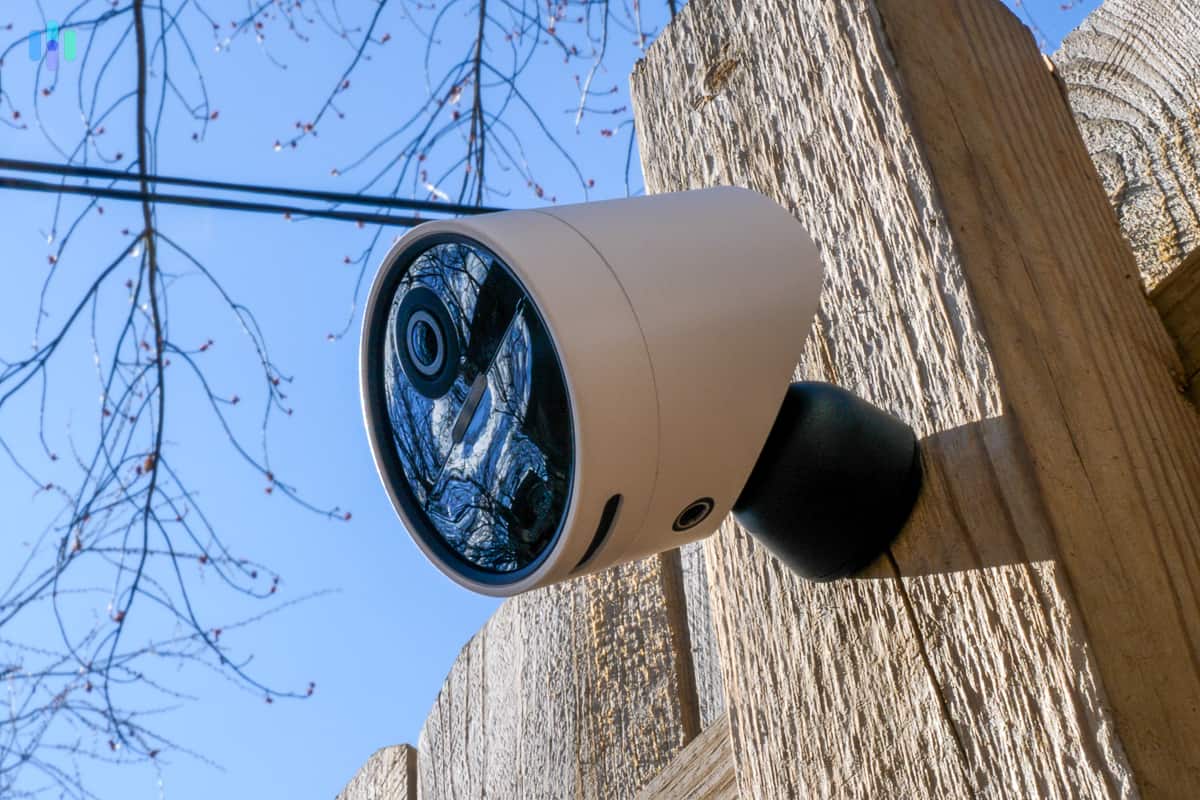 SimpliSafe Outdoor Camera SimpliSafe Outdoor Camera